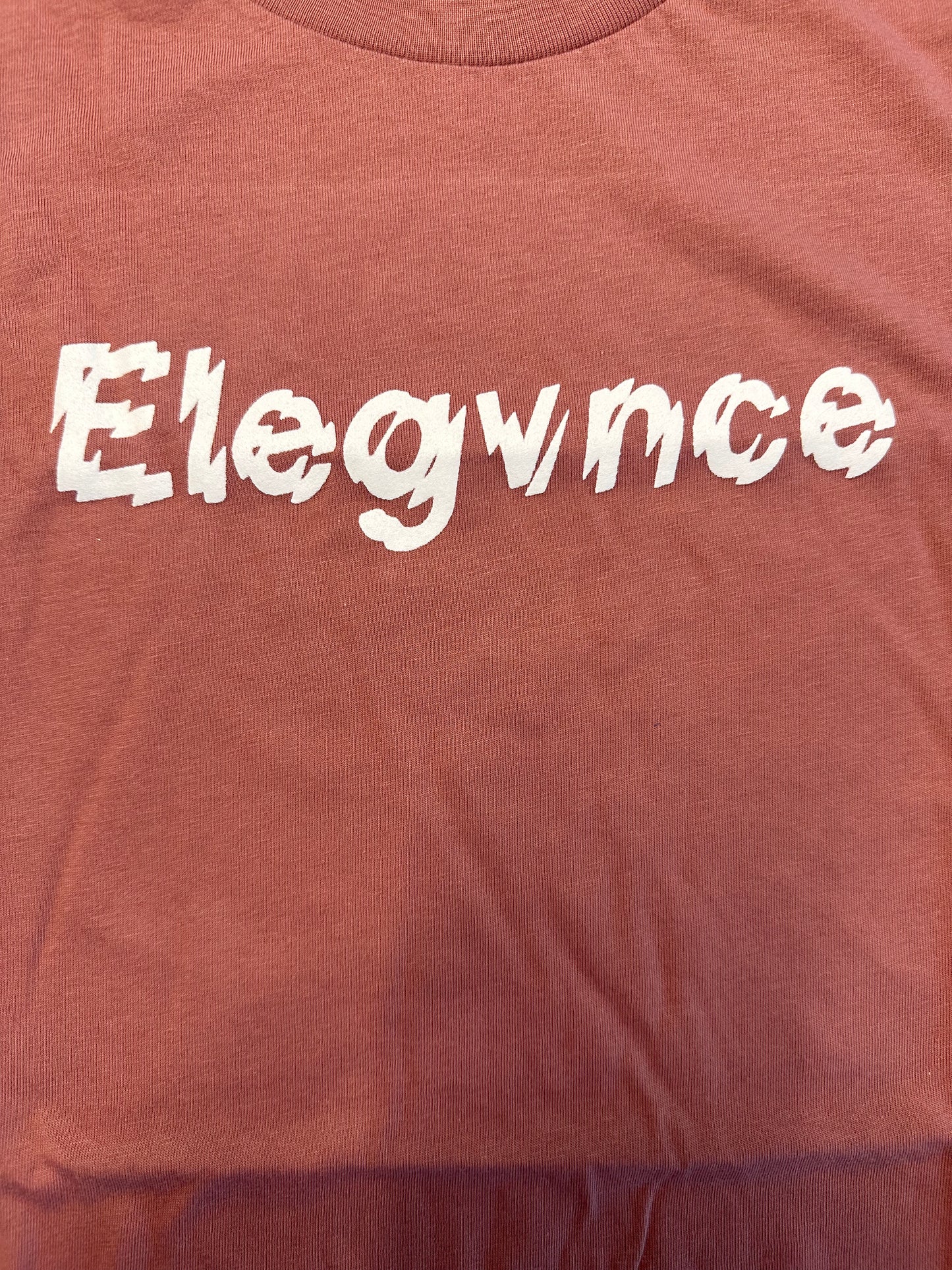 Mauve 'ELEGVNCE' T-Shirt